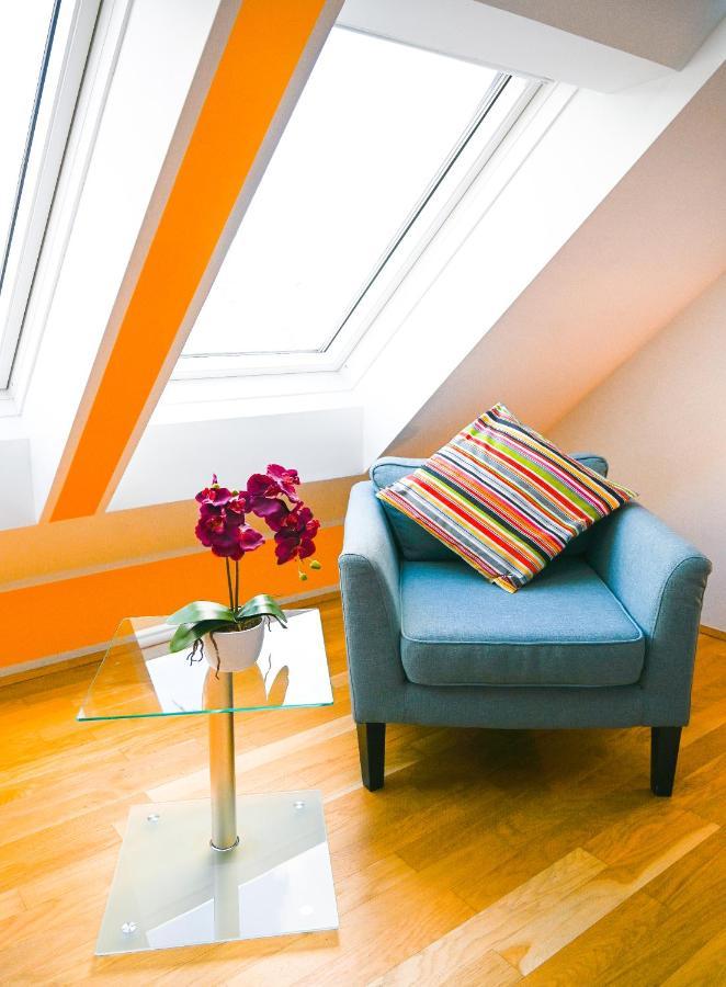 Backpacker Apartment Schoenbrunn فيينا المظهر الخارجي الصورة
