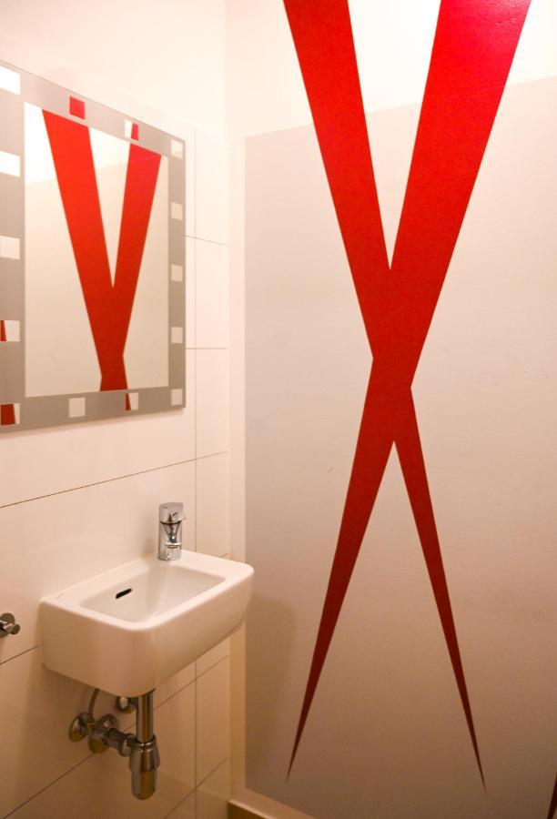 Backpacker Apartment Schoenbrunn فيينا المظهر الخارجي الصورة