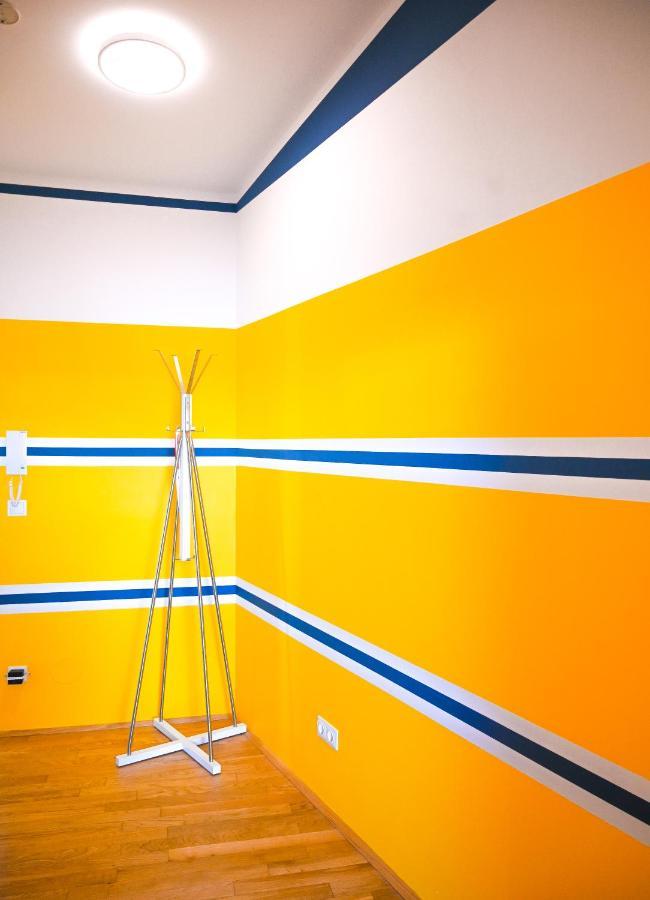 Backpacker Apartment Schoenbrunn فيينا المظهر الخارجي الصورة